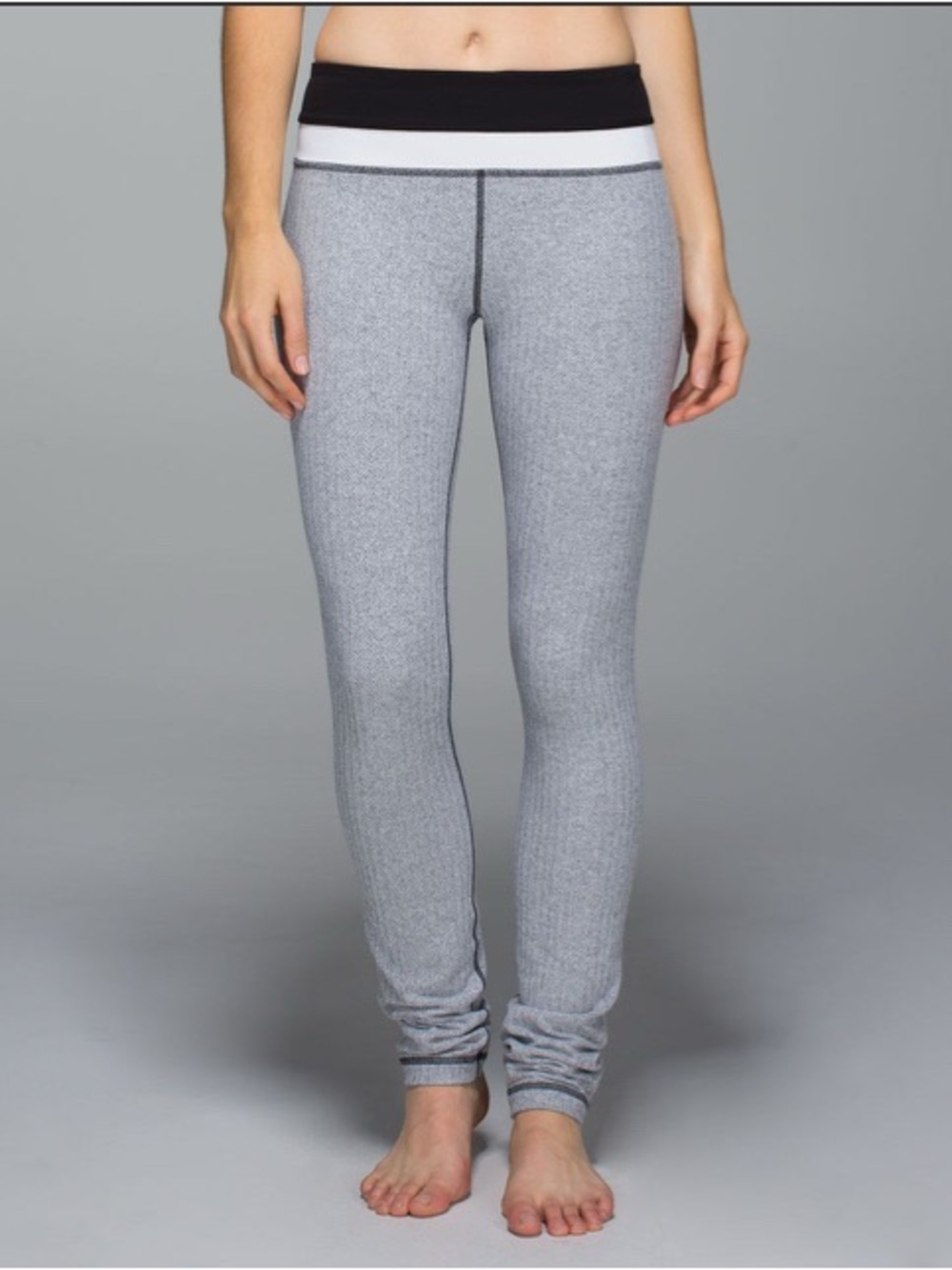 Lululemon Skinny Groove Pant Full-On Luon
Heathered Herringbone Heathered Black